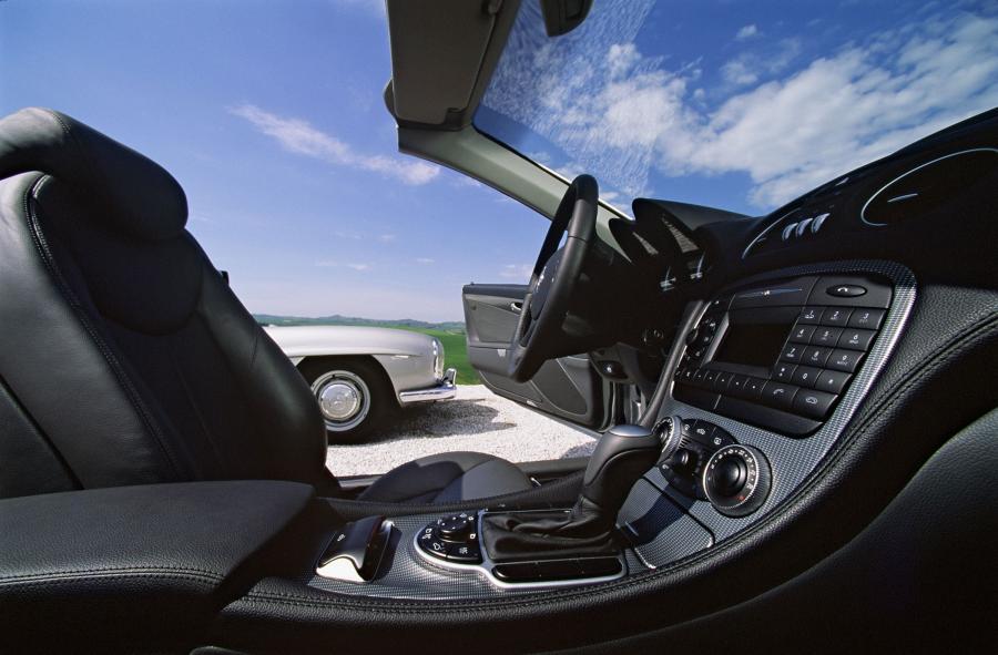 Mercedes-Benz SL-Class 2002 года  (фото 11 из 21)